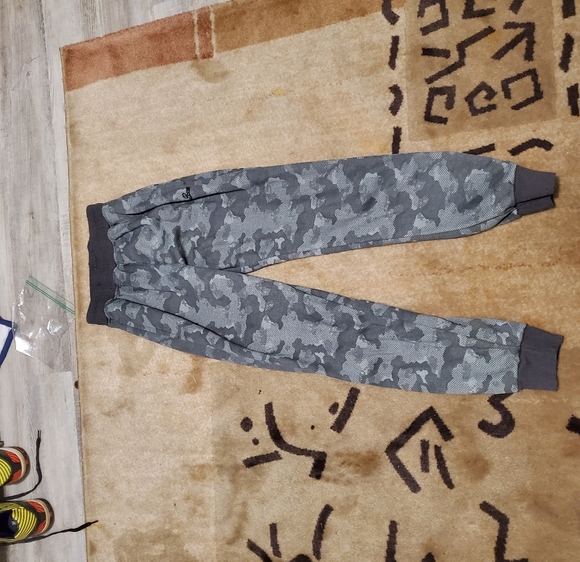 Sweatpants - Picture 2 of 2